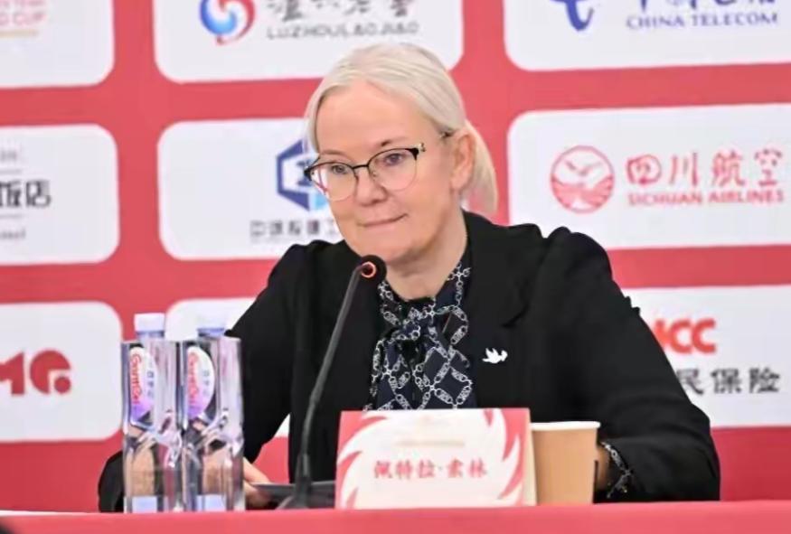 索林头大了！王楚钦、林诗栋退赛后，粉丝买的票到底退不退？9月30日晚10点，