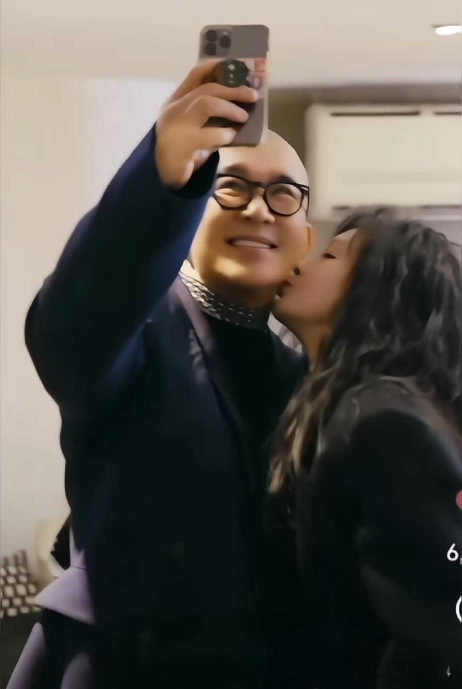 好久没有具俊烨的消息了，原来回韩国之后也上了综艺，不过，具俊烨除了会回忆一下和大