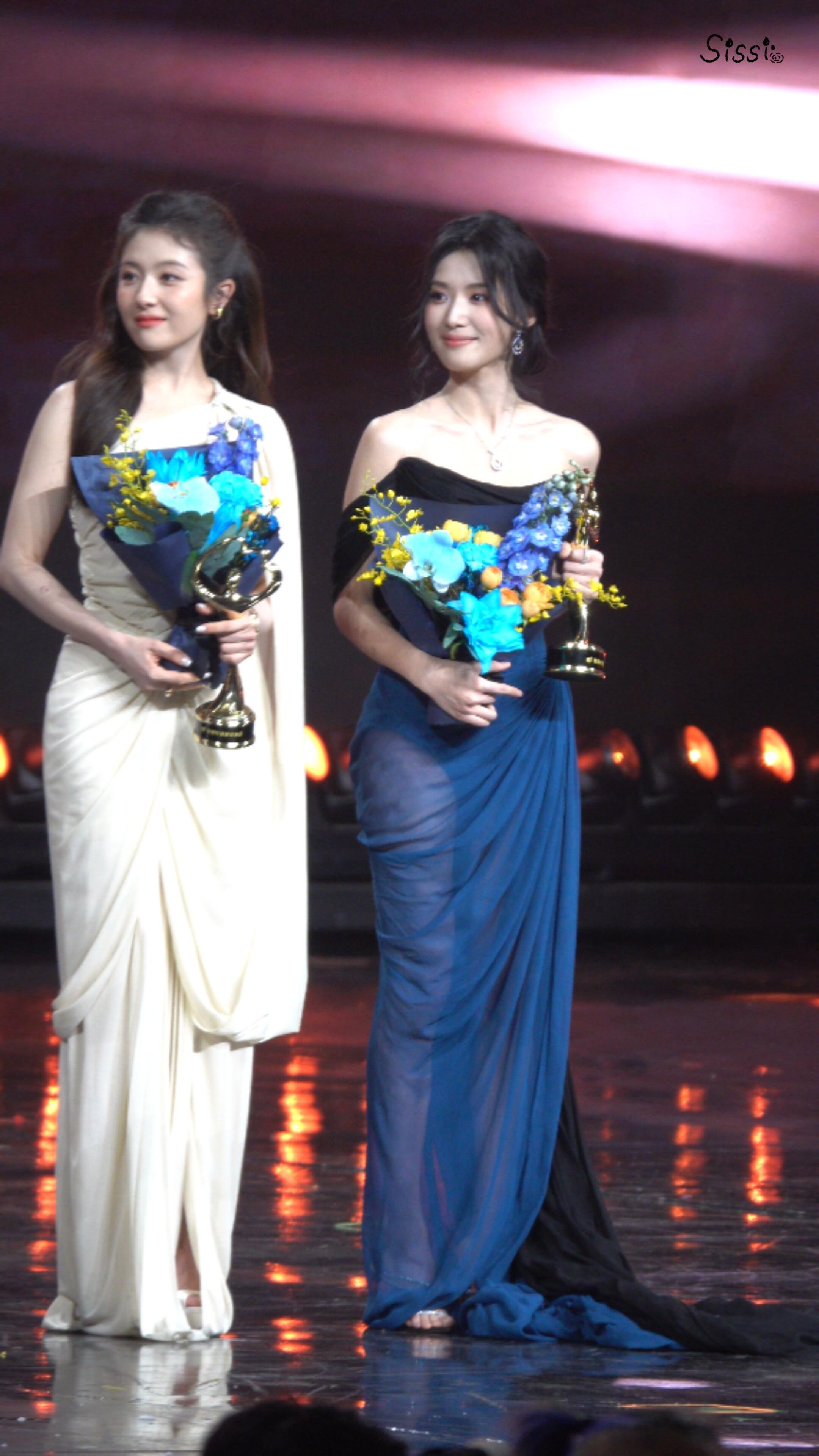 李兰迪和卢昱晓裙子太透人太性感