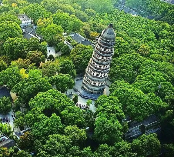 苏州和南京，同属于江苏，为何却有着千年难解的恩怨？今天我们就来聊聊两地的“省会之