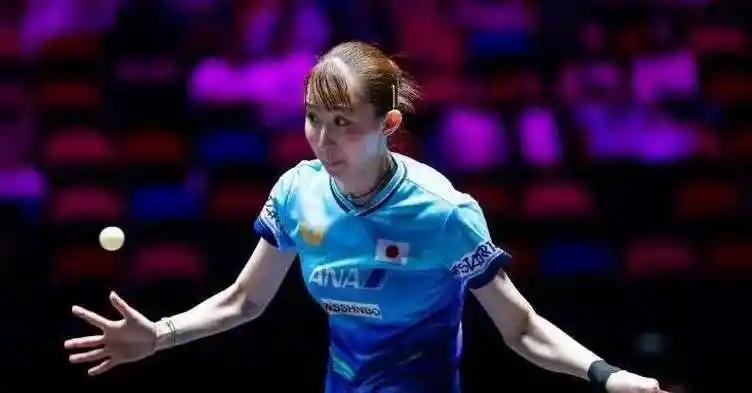 孙颖莎4:1拿下早田希娜，看着是赢球，过程却打得相当焦灼，刘国正一句话点透，