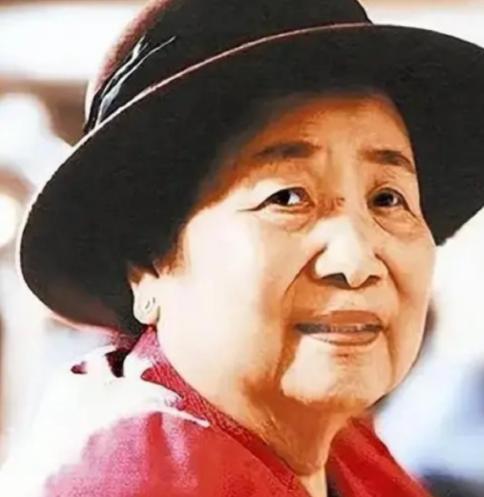 1975年，台湾首富的妻子杨娇，因受不了丈夫出轨，毅然放弃豪门生活，带着3000