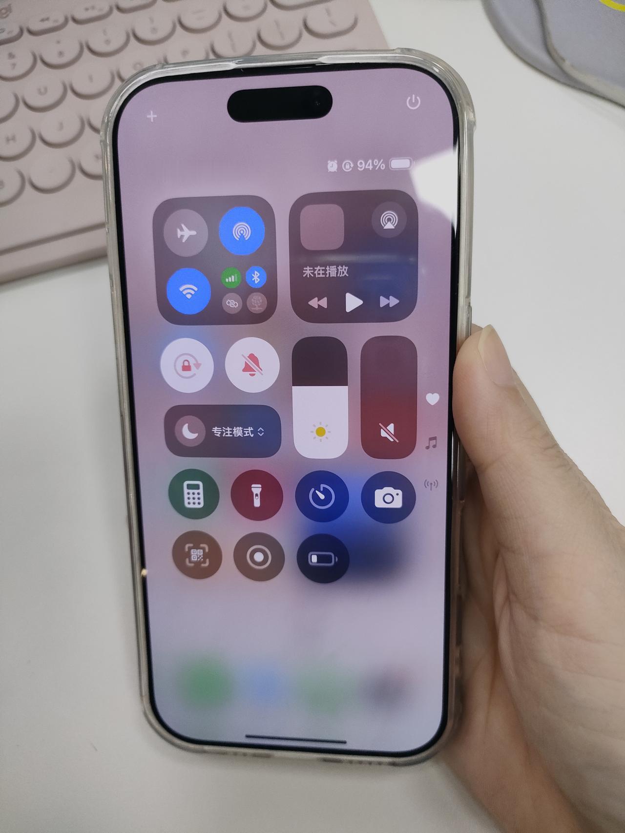 真的忍了iPhone很久了。。。苹果机的缺点估计用过的都知道信号差就算了，