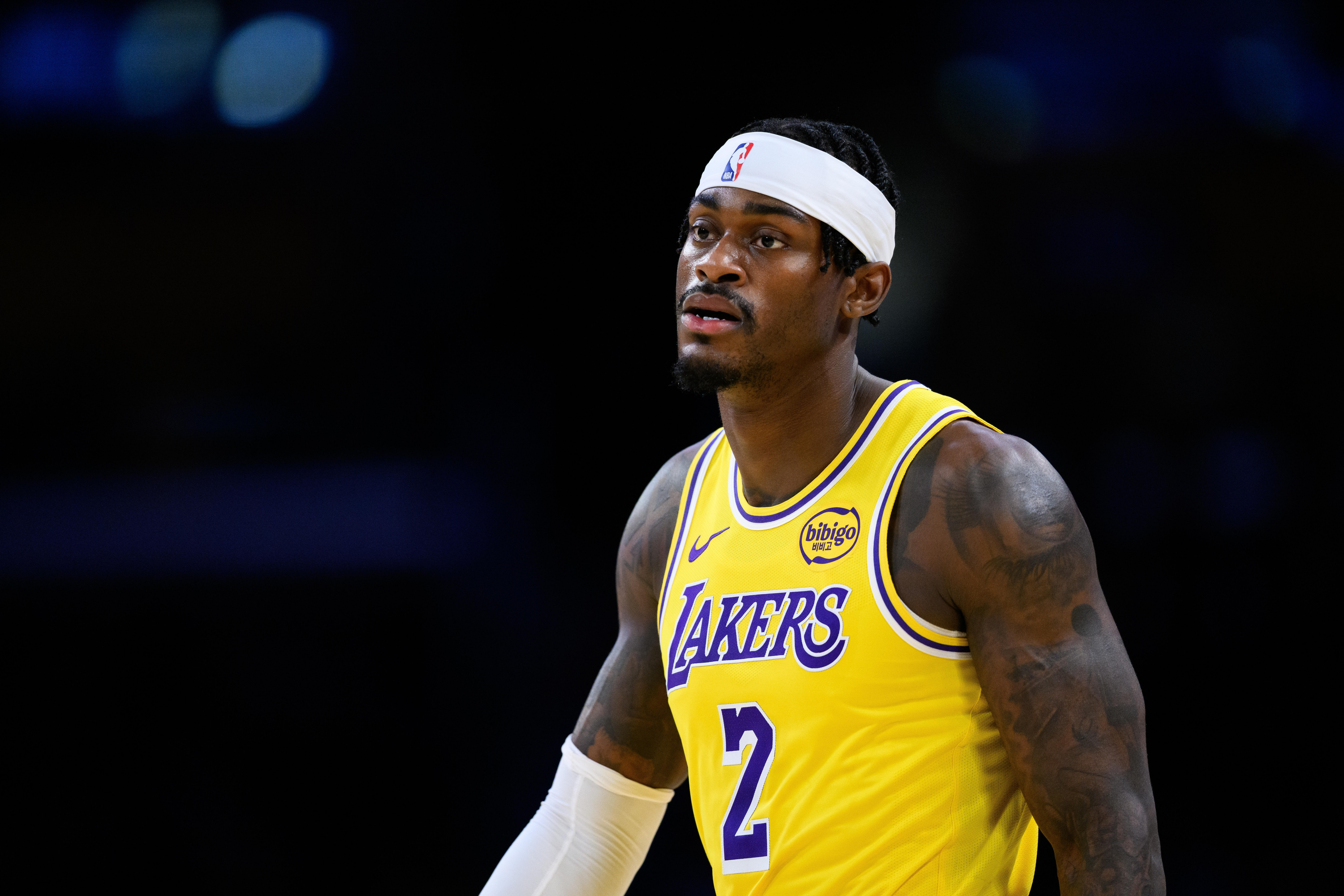 湖人开了队内会议，把球队的问题都摆到了台面上讨论。最大的问题肯定是防守，防守不是