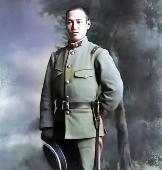 1981年5月7日，杜聿明在北京病逝。妻子曹秀清当天给蒋经国发报，恳请允许台湾的