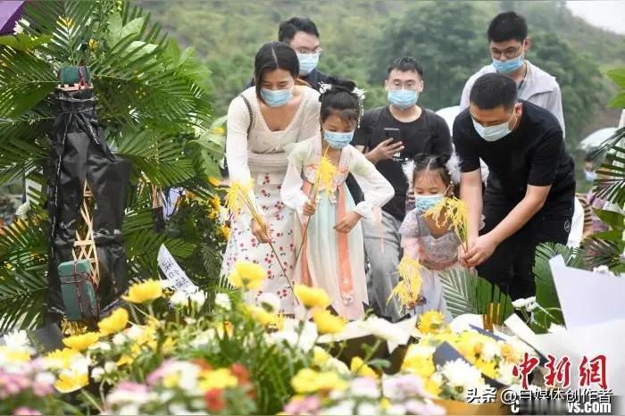 五年光阴未改深情，人间岁岁皆念袁公又是一年清明般绵长哀思，袁隆平院士离开我