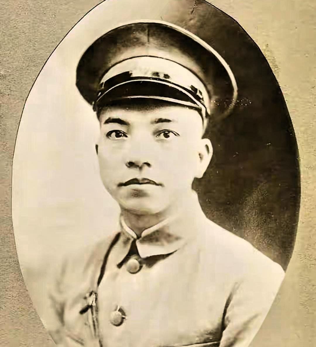 李济深最终没能成就大业，历来令人感慨。北伐时期，在八位军长之中，他实力最为雄厚，