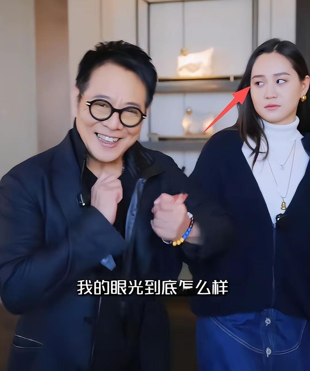 李连杰老师拍戏很成功，但是教育却有些失败，送给小女儿的一辆车，直接被嫌弃，