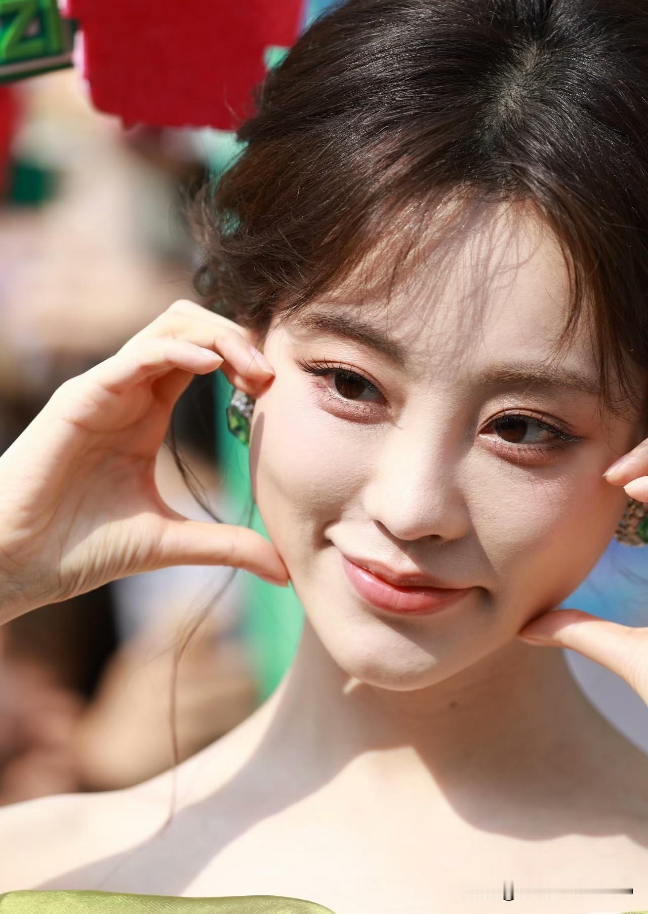 祝绪丹生图状态，气质绝佳