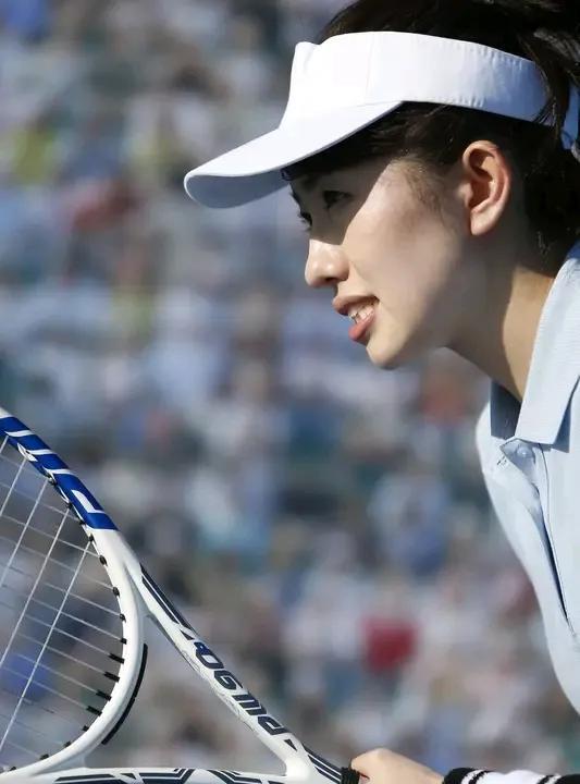 郑钦文今天13日2025网球WTA500赛伦敦站赛程北京时间6月12日晚郑钦文