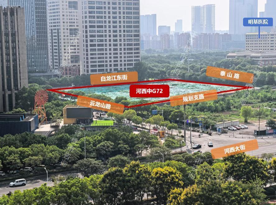 13.23亿拿下的地块，成交楼面价34083元/㎡，容积率1.35，7-11F的