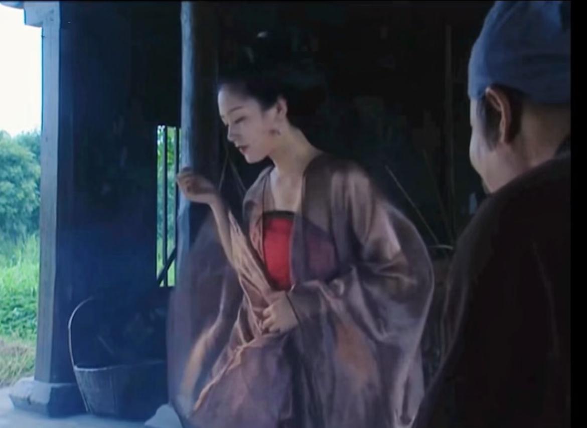 这么美的衣服，去湾湾展览被偷了？这是《大明宫词》里我唯二喜欢的场景，一个是小