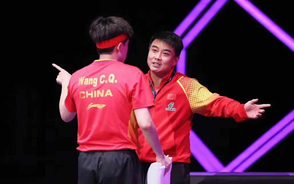 王皓卸任男乒主教练后谁会担任王楚钦的场外指导，国乒教练竞选就要开始了，新的男乒主