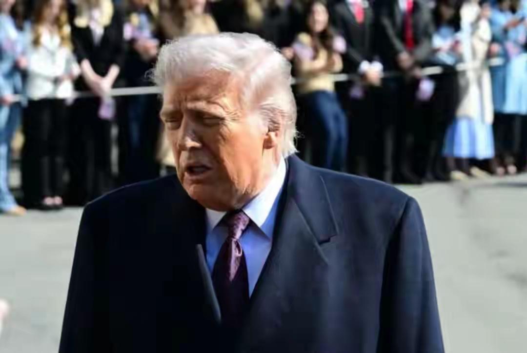 多米尼加总统宣布发现超1.5亿吨稀土矿藏，还号称成全球稀土储量第一大国，这消息一