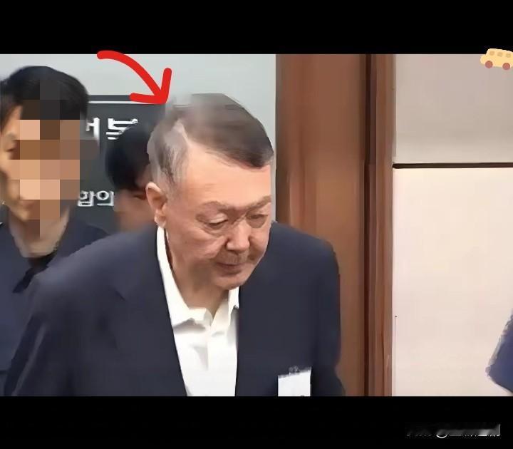 别光说李在明狠！尹锡悦这副惨样，根本是自己作的！谁能想到，前总统尹锡悦再出