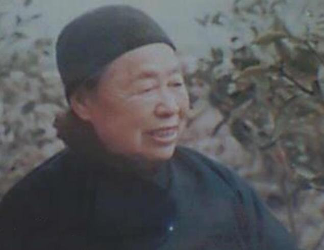1959年，江西一个农妇，指着元帅的照片哭着：这是我丈夫！周围人全笑她：穷疯了，