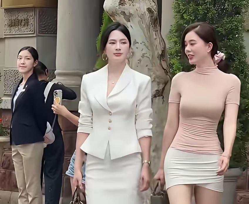 分享图片📷三位女生都不要彩礼，如果是你，最终会选择哪一位？彩礼从来不是