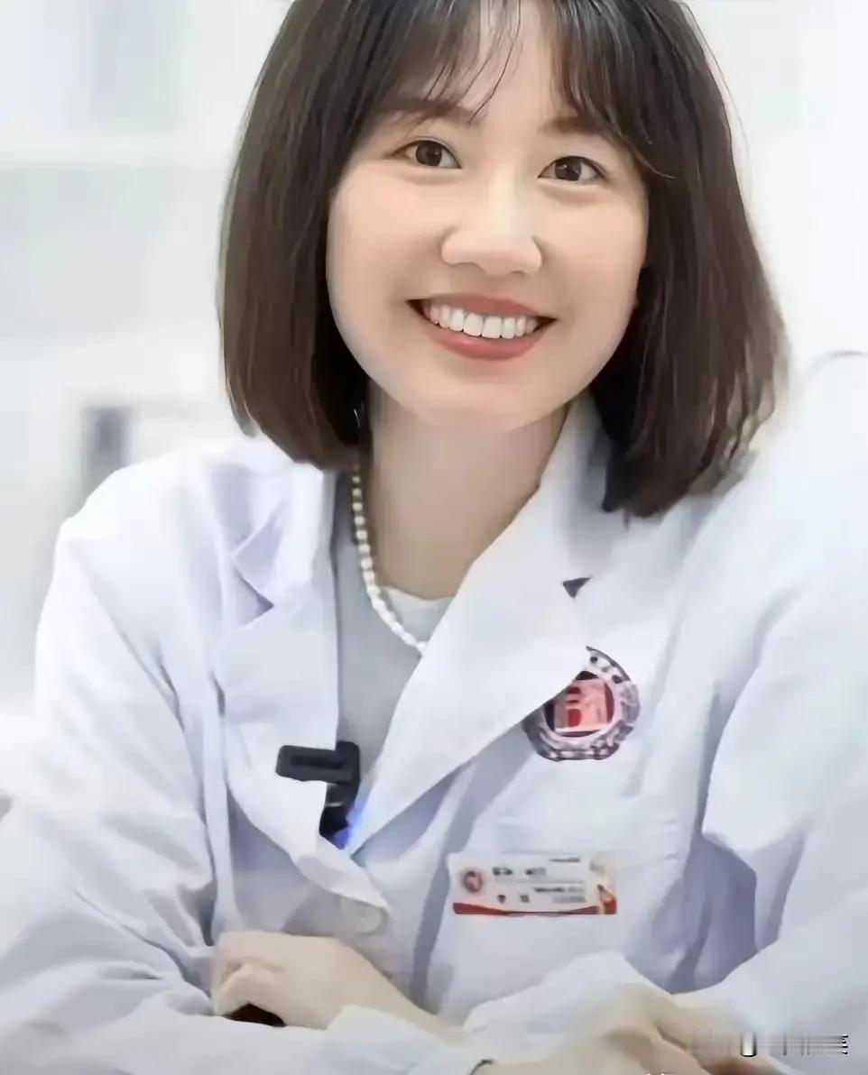 浙大医学院附属第四医院（义乌）成功引进了原湖南省人民医院曾琦医生。浙大第四医院