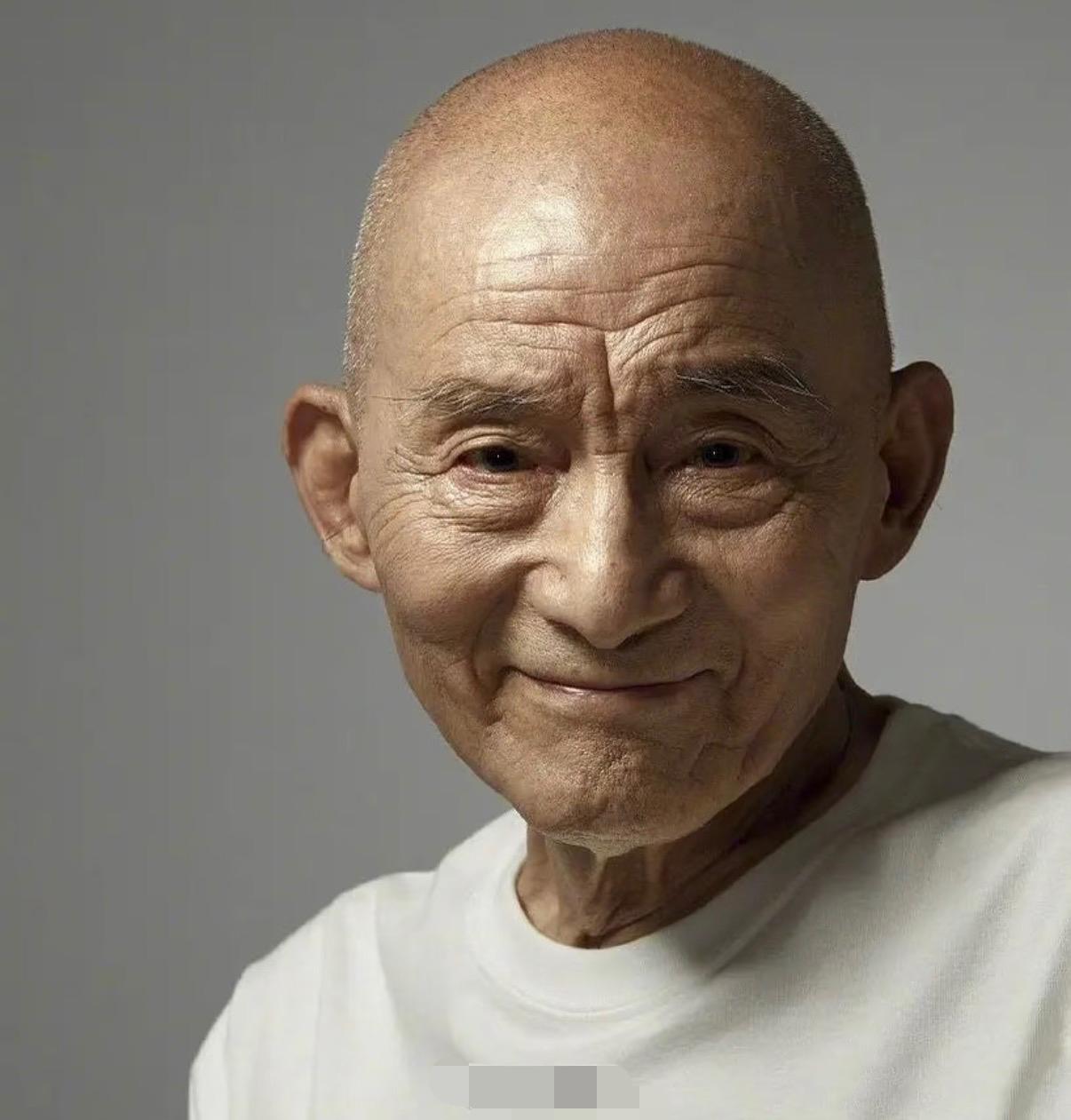 游本昌这一生做的最男人的3件事：1，《济公》大火后对妻子不离不弃。游本昌刚凭
