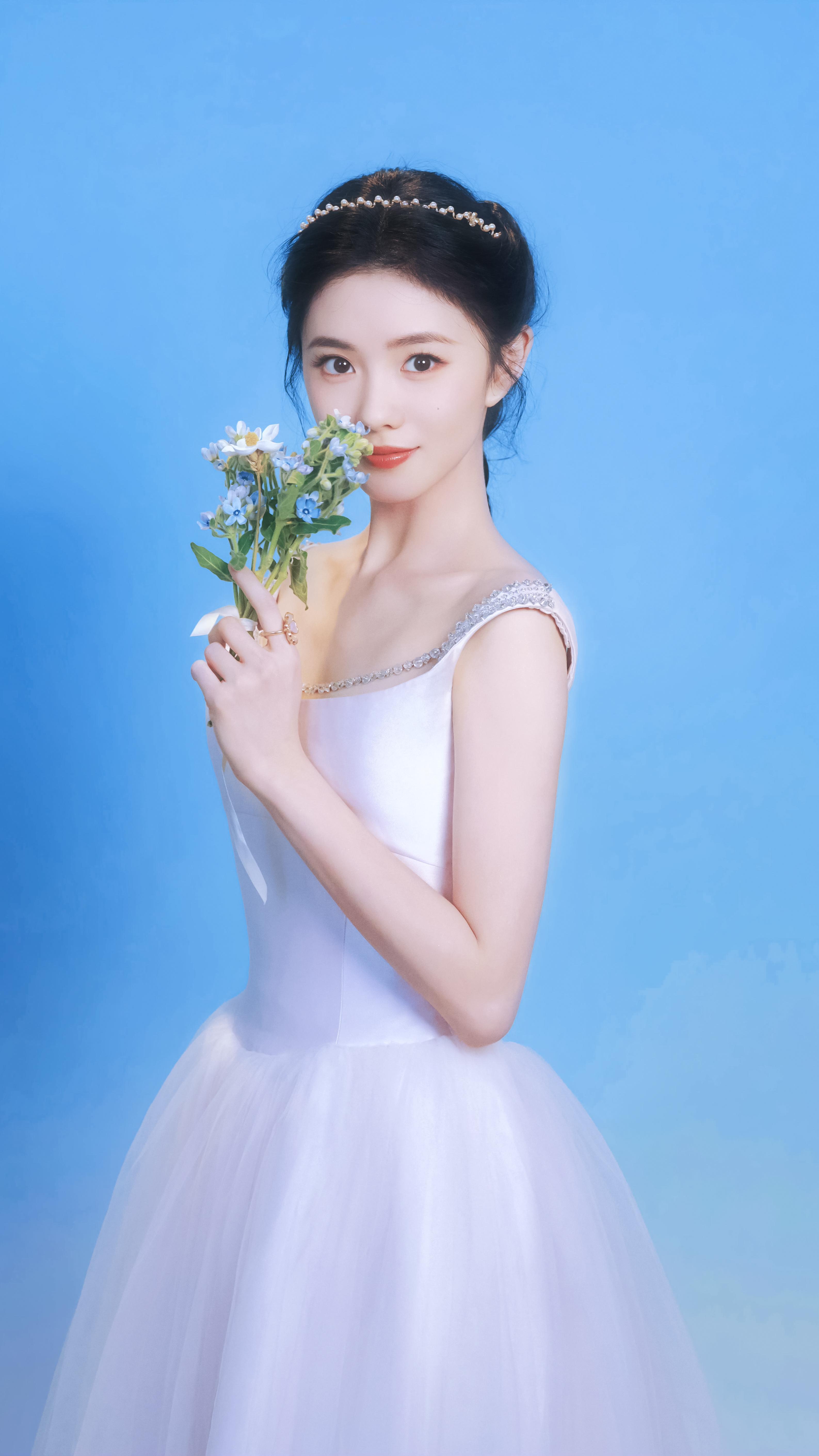 刘浩存｜💐刘浩存出场完全小公主