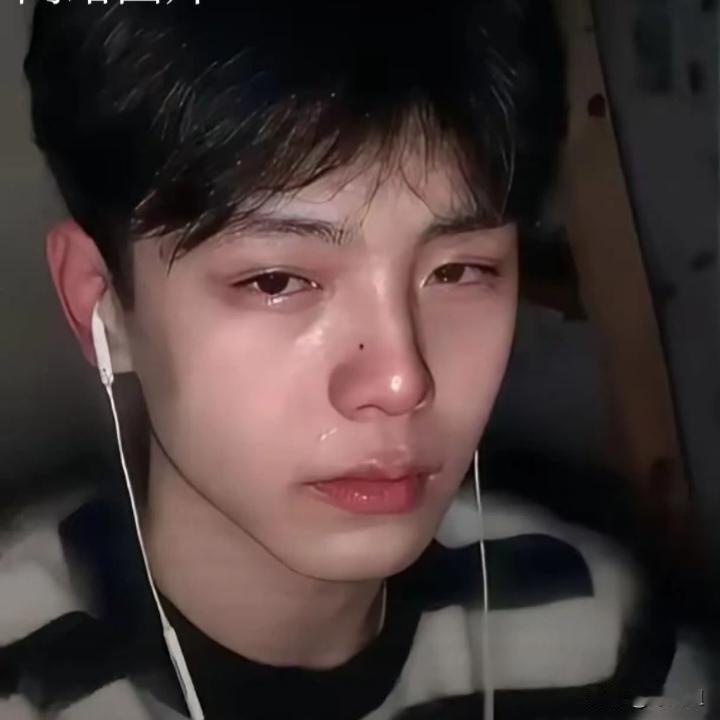 一位16岁的男孩，弄丢了妈妈拿的1200元现金，思来想去，就如实的给妈妈说:自己