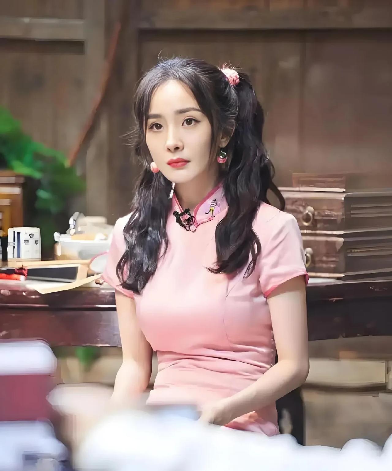 电视剧《生万物》爆火，最后悔的应该就是演员杨幂了，想不通为啥自己演了二十多年