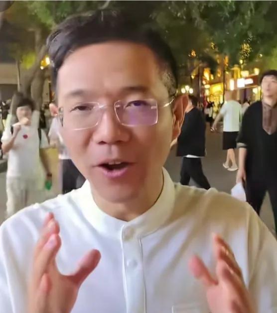 太好了，李律太棒了！李律昨天来到了美丽的冰城哈尔滨，热情的宣传了美丽的冰城：