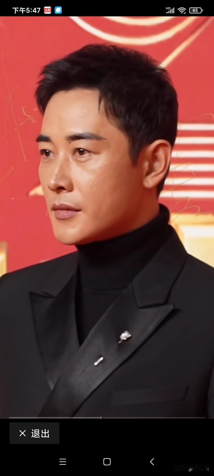 11月19日，罗晋唐嫣被媒体曝出已无任何商业关联，也就是说俩人没有共同的公司了。