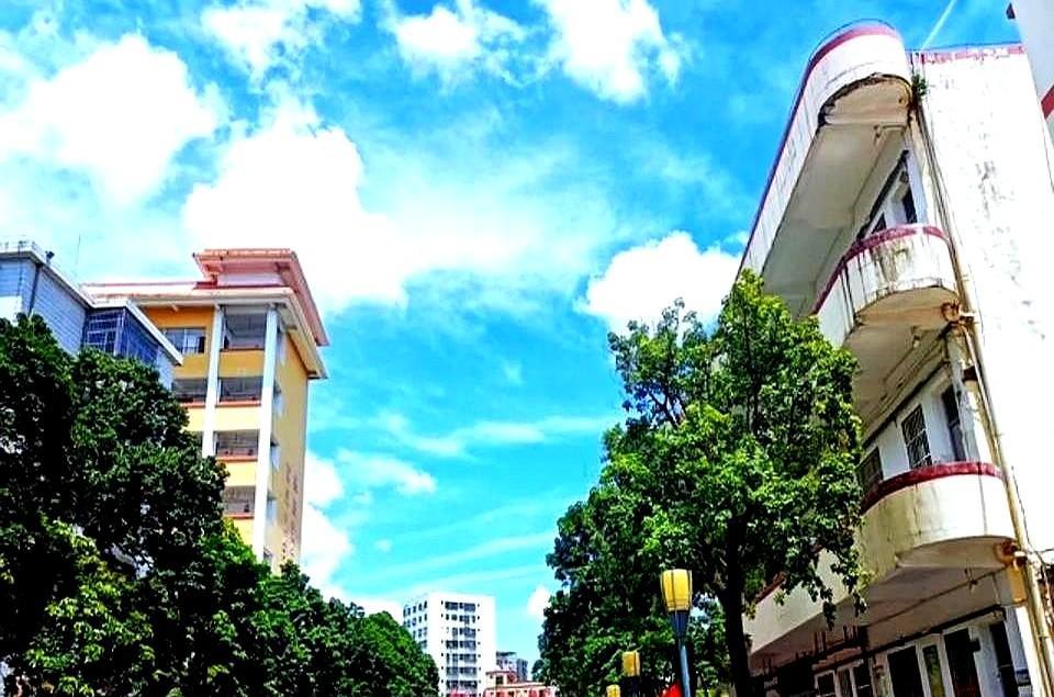 体制内干人事工作的朋友讲：考事业编和考公务员的区别。他讲：一个是，事业编的工资