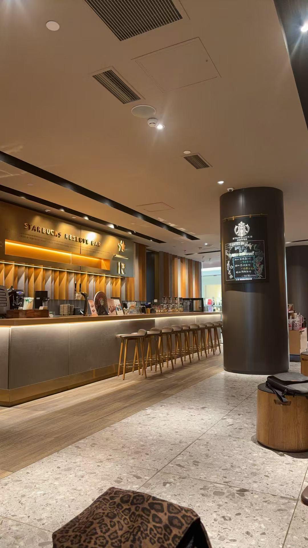 今日运势：乙巳年己丑月丙申日2026.1.22日鼠：小吉问题迎刃而解牛