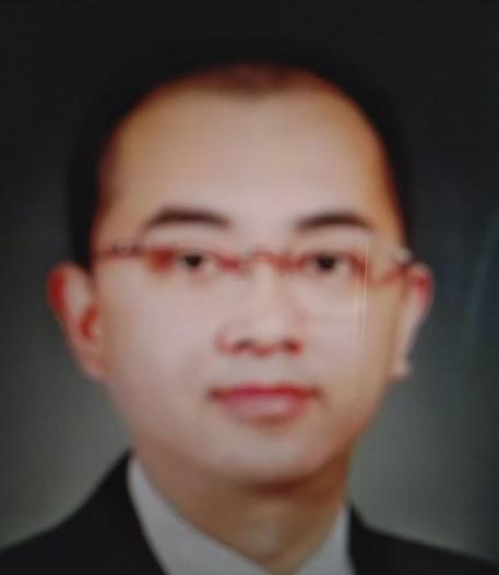 他的工资是每天77万，月薪2300万，他就是恒大集团董事局副主席，兼首席执行官夏