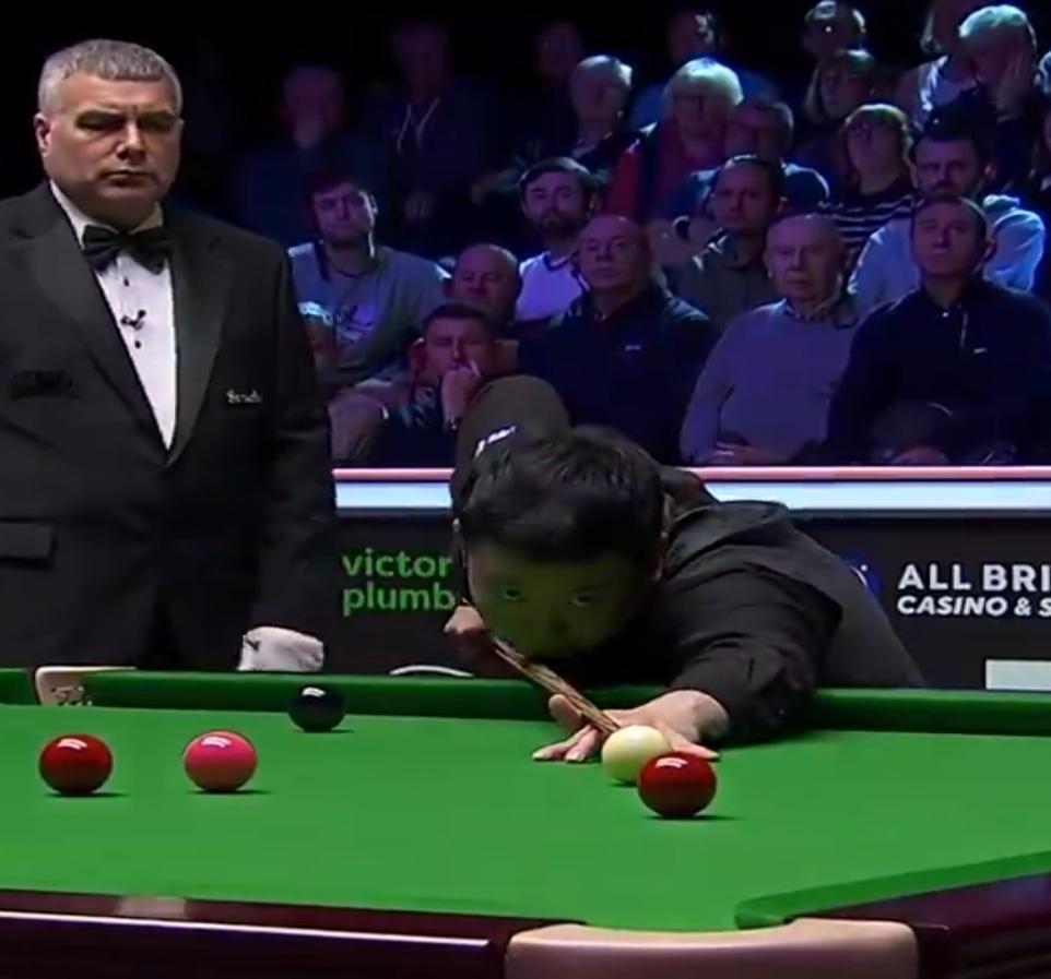 英锦赛八分之一决赛丁俊晖6：5胜唐纳森，张安达6：2大胜赵心童。已经掉出前