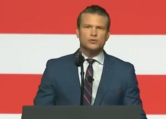 前有美国战争部长赫格赛斯称：美国打仗不靠技术，靠的是勇气。现有美国副总统万斯说