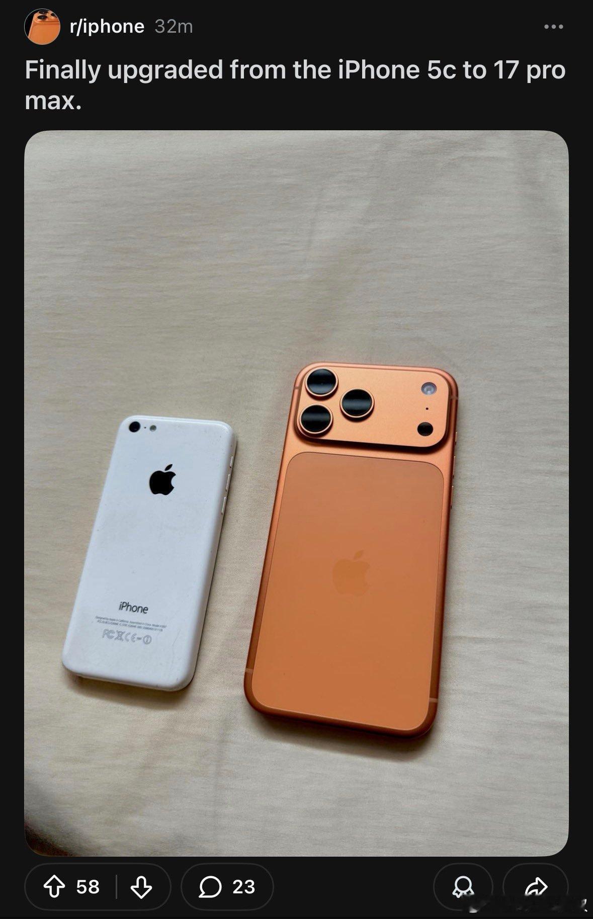 原本以为iPhone8升级到17已经够离谱了这哥们保守估计2040年再发下一条