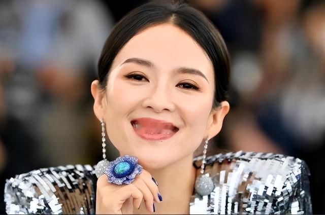从演员到导演！与汪峰离婚后“首秀”！章子怡执导的电影《游过海岸一百米》杀青后，会