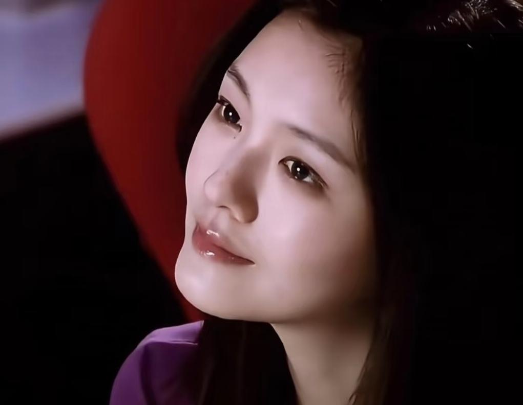 大S的颜值是被很多人低估了，因为以前看到不少人说要打扮才能漂亮的女人就不是真美女