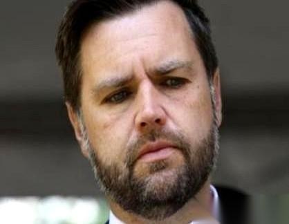 这场发生在英国Channel4News的辩论，让不可一世的美国副总统万斯，彻