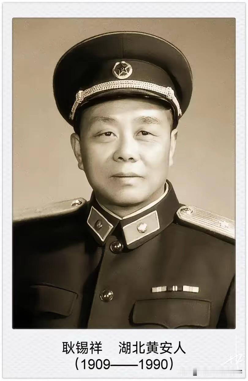 1937年一碗救命面条，西路军台长凭警觉死里逃生1937年，一老乡给西路军