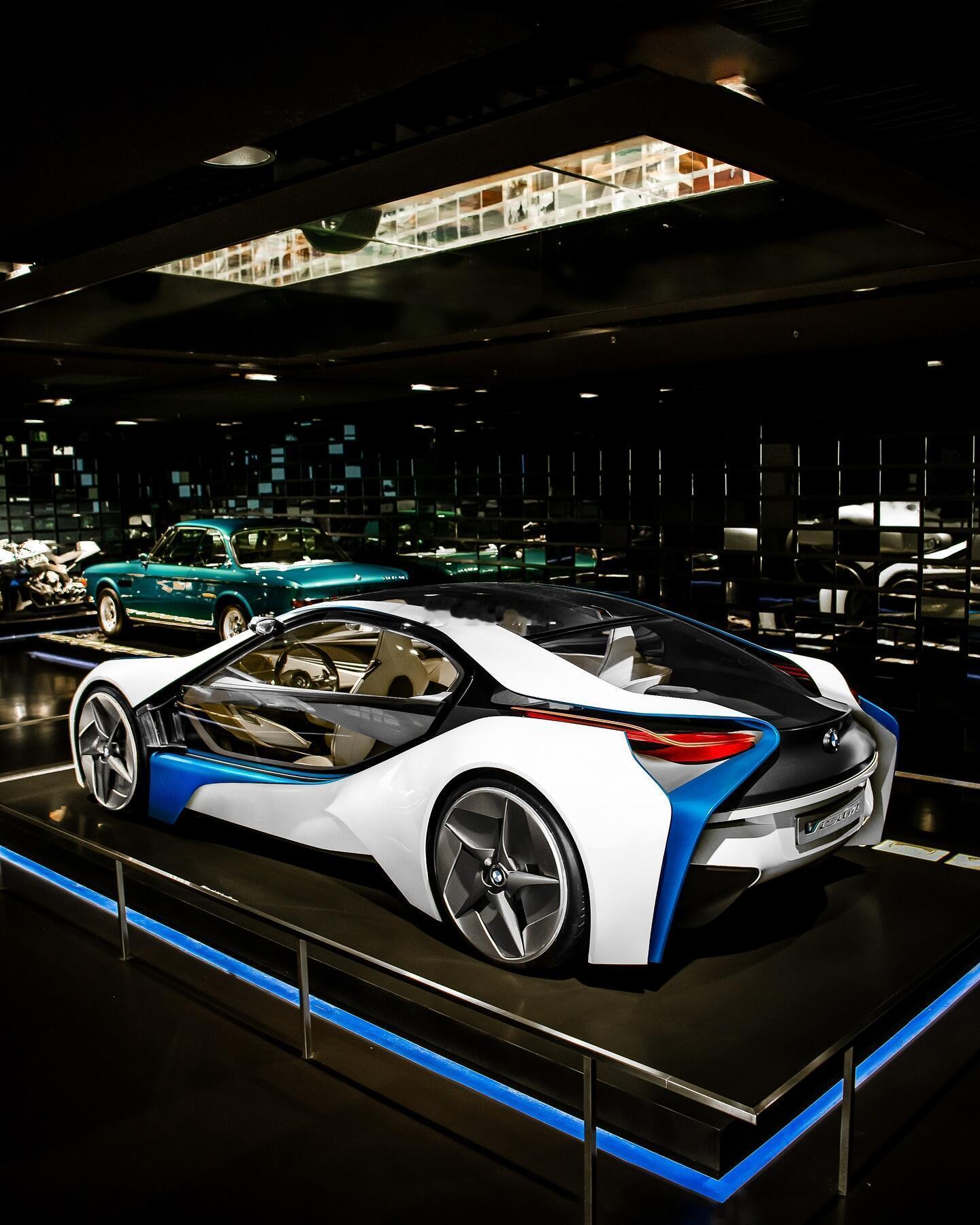 S级概念vsF级量产！这台BMW神车太梦幻了2009年惊艳全球的BMWV