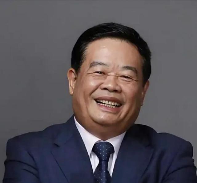 曹德旺关厂底气在哪？福耀美国工厂净利润8.8亿福耀玻璃2025年股东会上，曹