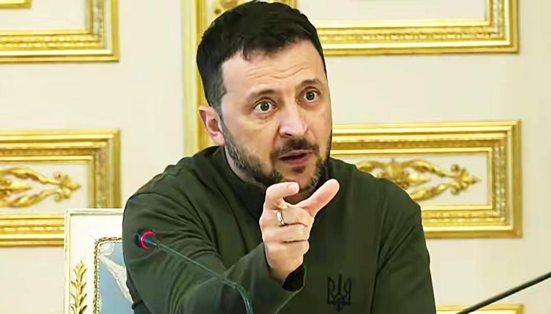 泽连斯基这可真是热脸贴了冷屁股！日前，乌克兰总统泽连斯基在接受美国媒体采访时