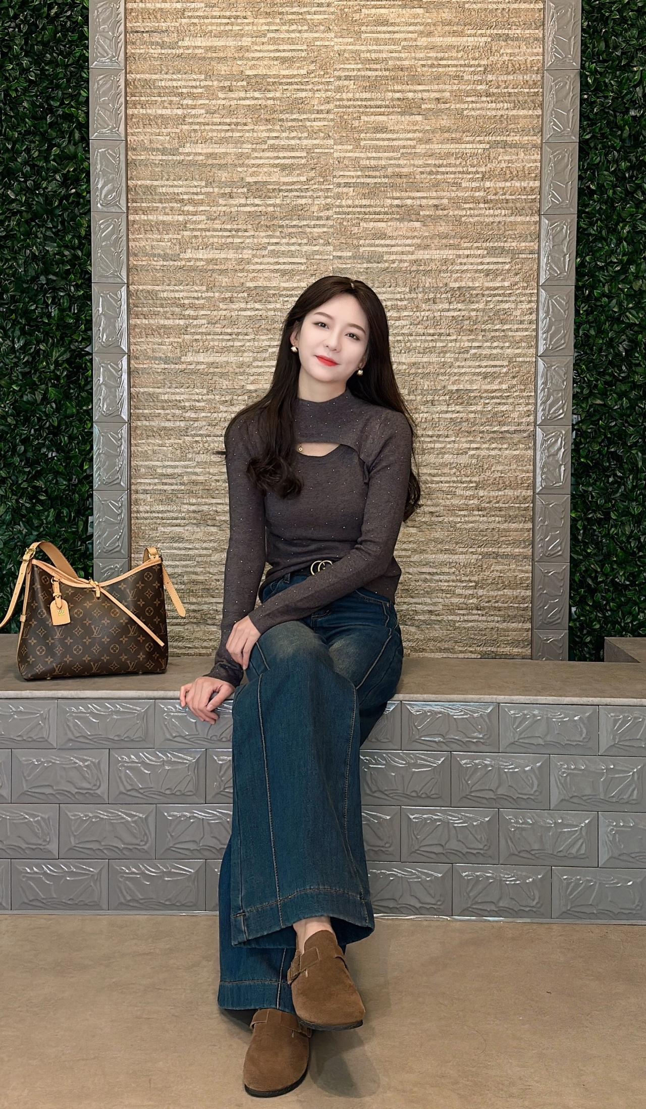 为了不让自己心里有很大的落差我对任何事都不抱太大期望是阴影也是教训针织打底