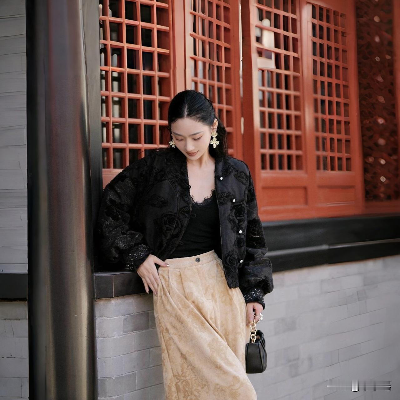 职场女性怎么穿更美?