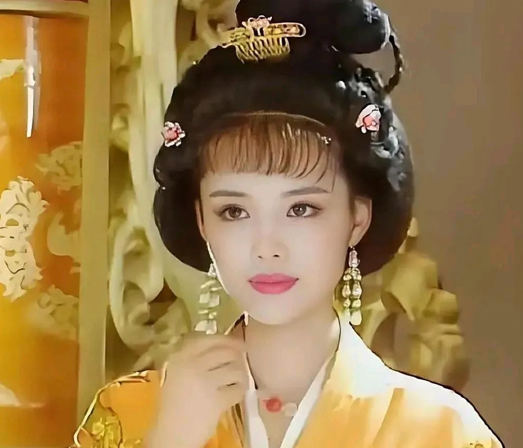 710年，李隆基率军杀入宫中，在除掉了韦后和安乐公主后，当看到在一旁瑟瑟发抖的上