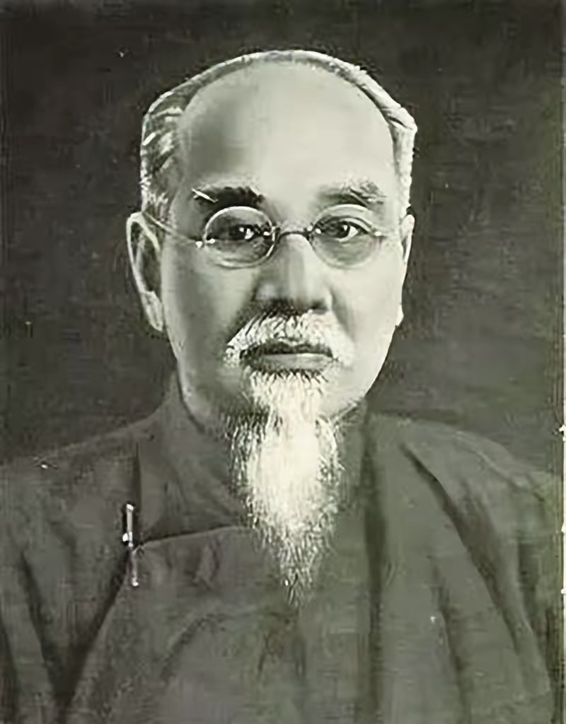 1943年，国民政府主席林森出了车祸，有人怀疑是蒋介石指使的，蒋介石气坏了，就问
