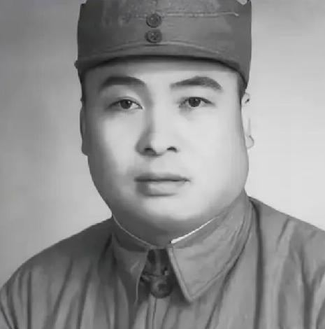 1955年授衔，刚从朝鲜战场下来的24军军长梁金华只评了个大校，消息传开，整个华