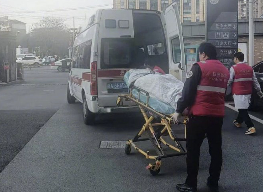 腹痛入院才知怀胎十月女子已成功分娩女子怀胎10个月，不知道自己怀孕。。感觉这也