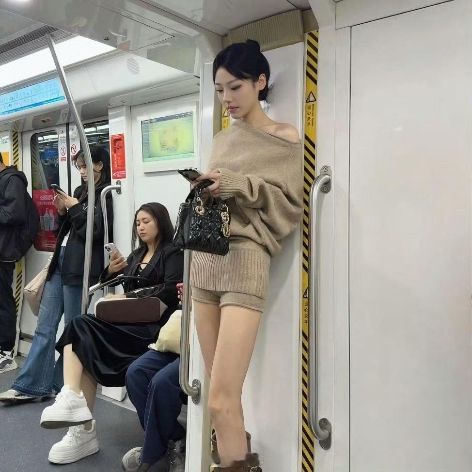 至今为止还没有发现，长得高有什么坏处！