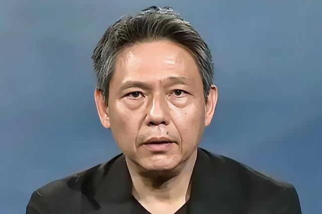 台湾媒体人谢寒冰说：“我觉得郑丽文本来就在讲一个“事实”而己，如果台湾没有宣布台