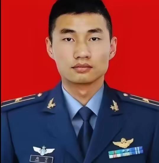 赵宇，男，1989年7月出生，湖南益阳安化县羊角塘镇人，中共党员，2007年9月